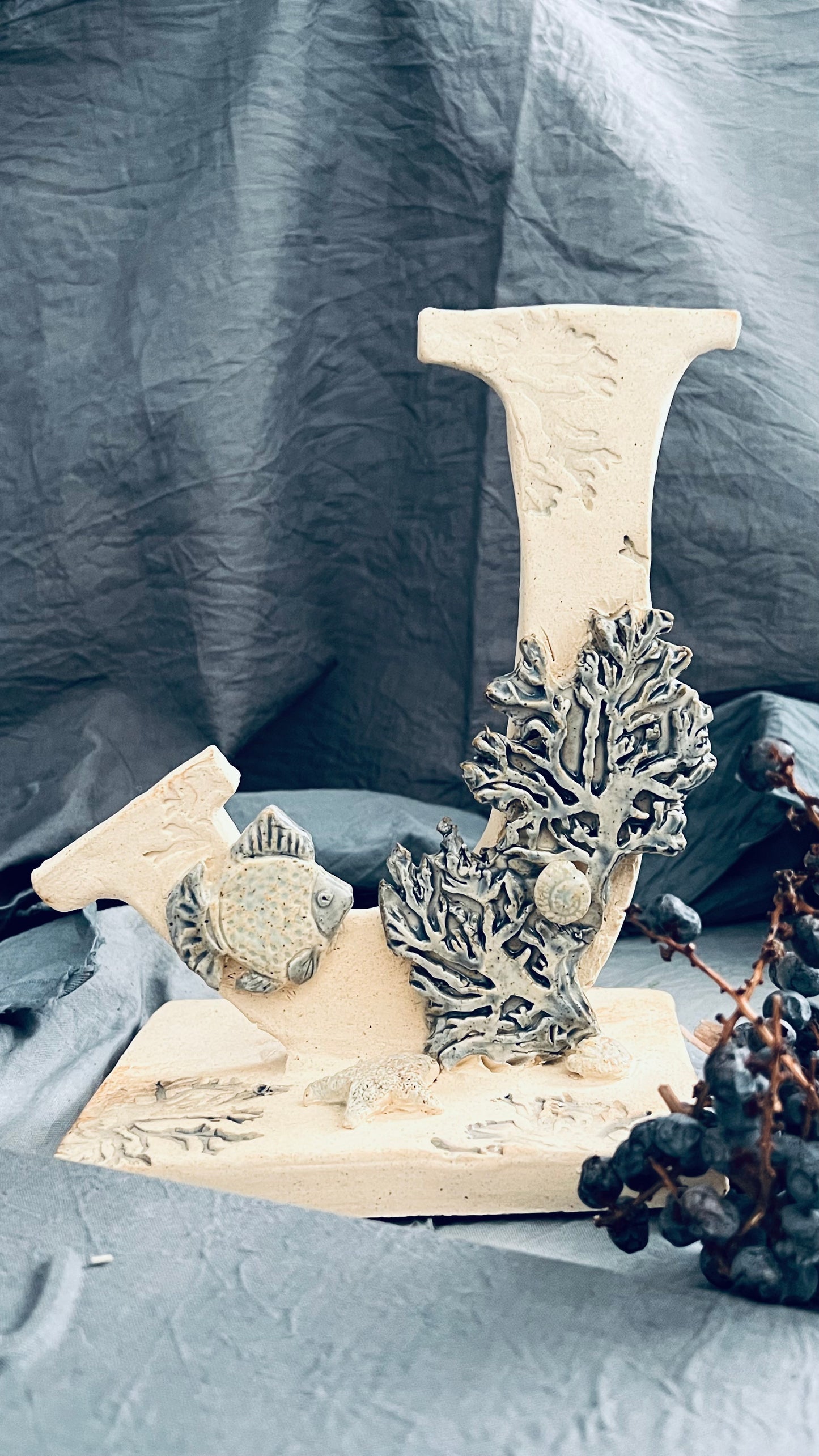 ESCULTURA CERÁMICA LETRA PERSONALIZADA