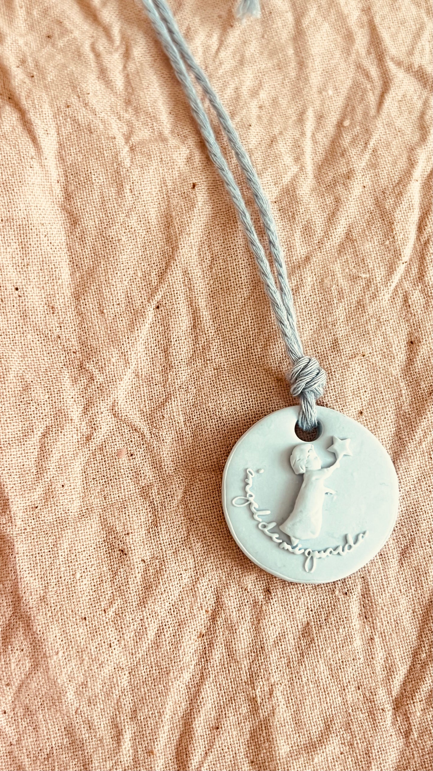 MEDALLA ANGEL DE MI GUARDA RESINA PARA REGALO INVITADOS