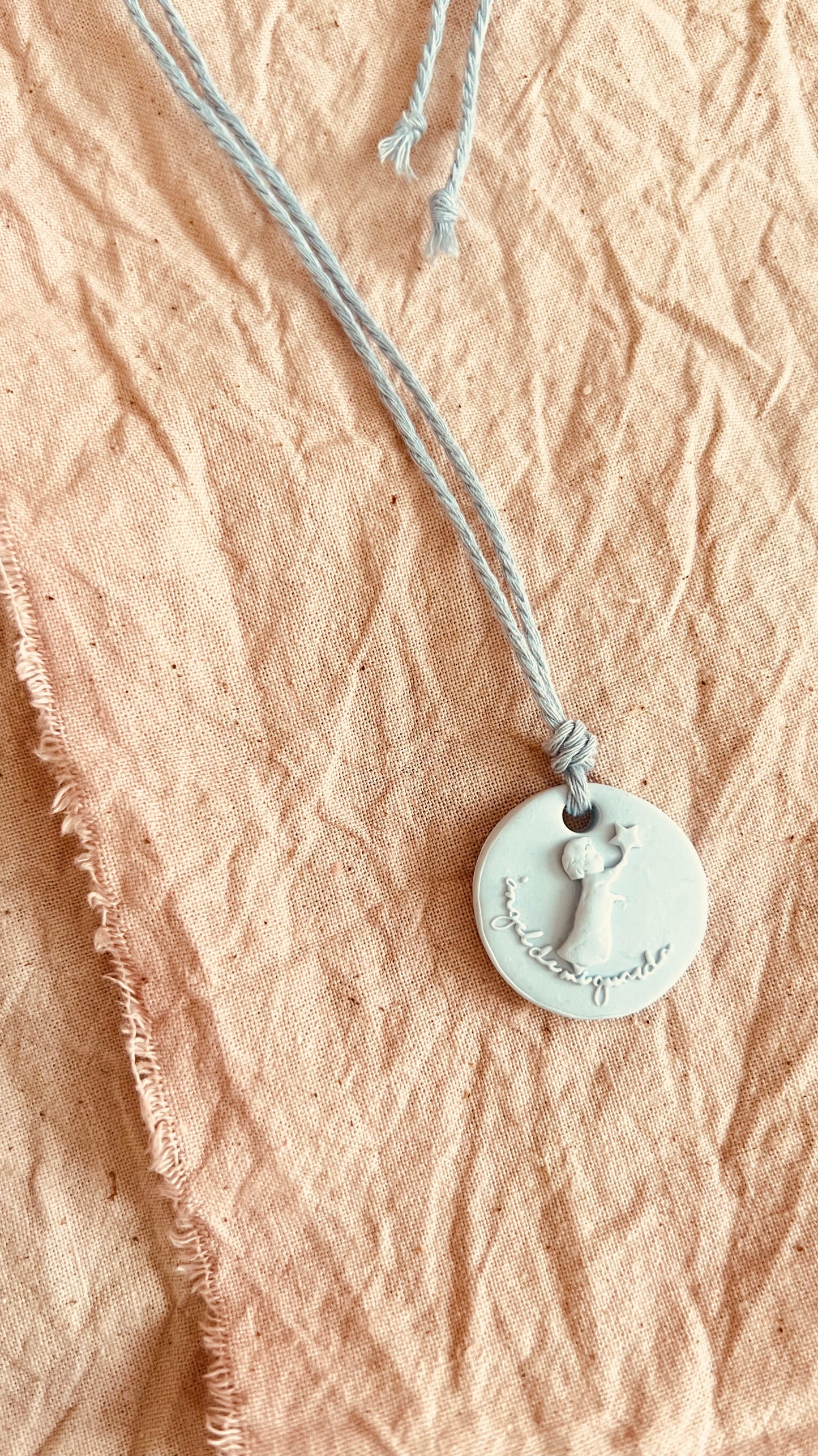 MEDALLA ANGEL DE MI GUARDA RESINA PARA REGALO INVITADOS