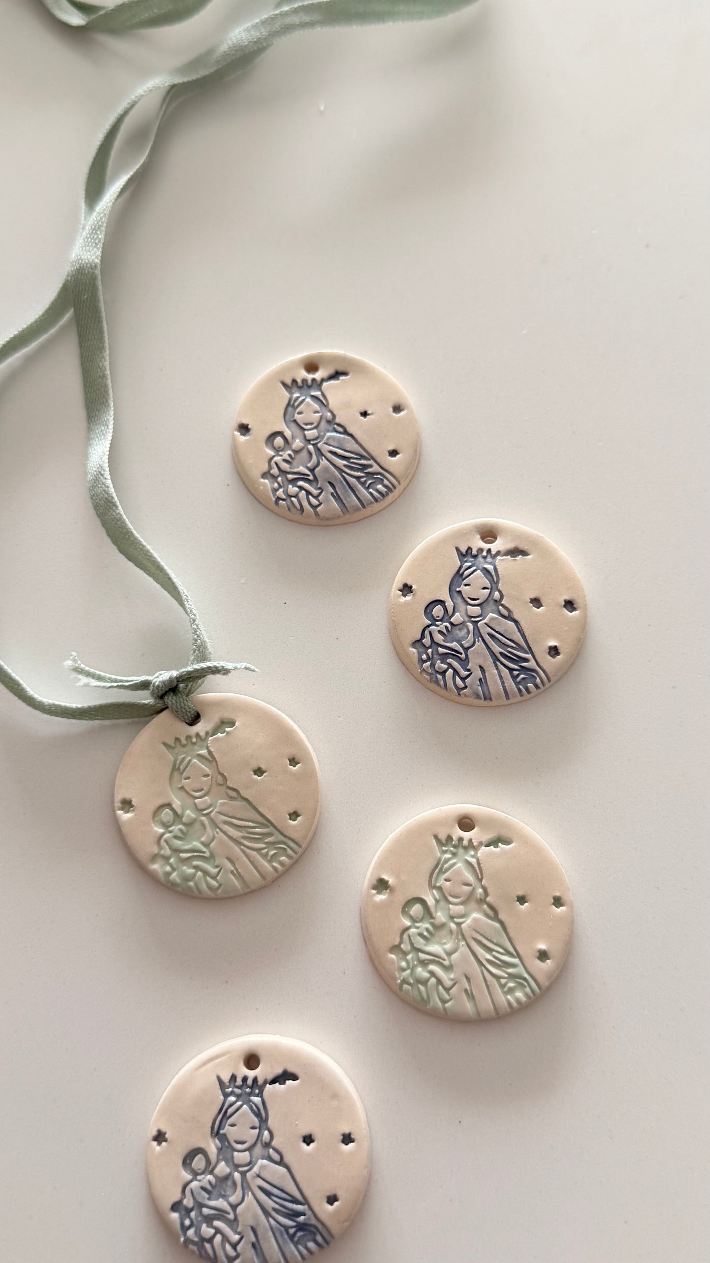 MEDALLA VIRGEN DEL CARMEN GRANDE REGALO INVITADOS