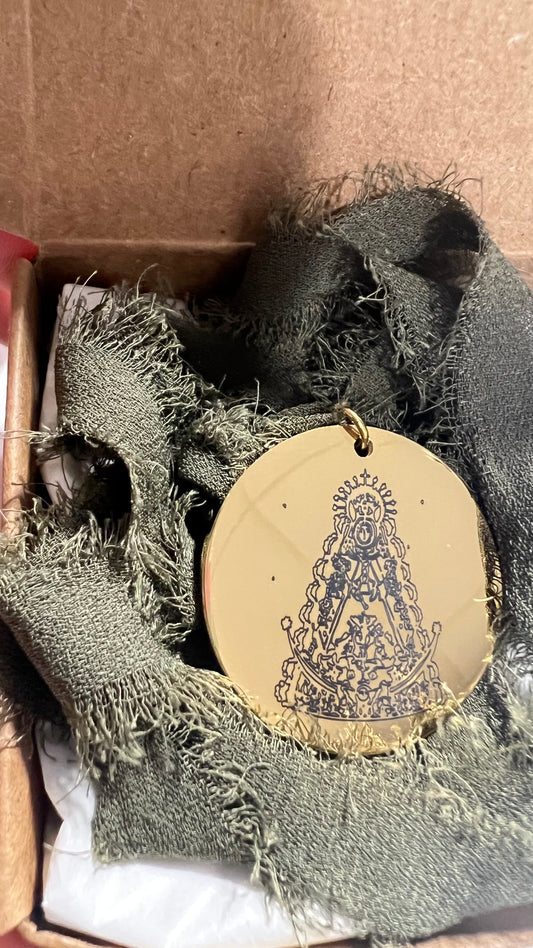 MEDALLA DE LA VIRGEN ILUSTRADA