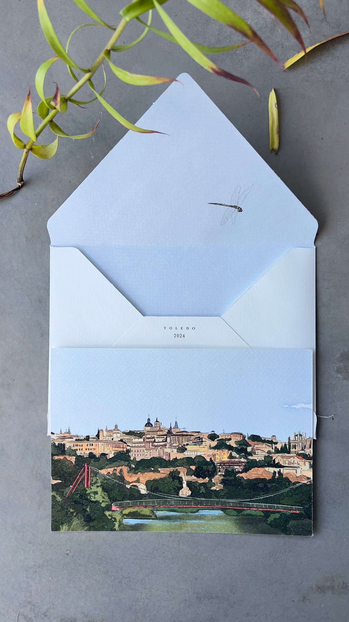 INVITACIONES TARJETÓN + SOBRE PERSONALIZADAS